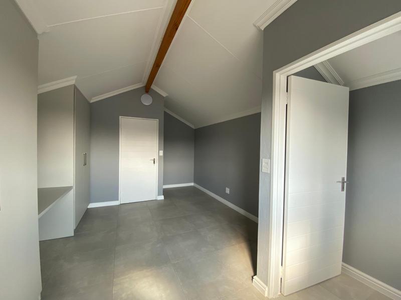 To Let 3 Bedroom Property for Rent in Glen Austin Gauteng