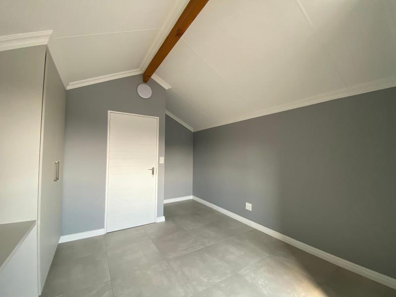 To Let 3 Bedroom Property for Rent in Glen Austin Gauteng