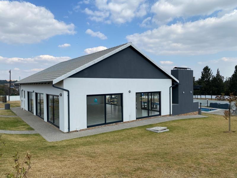 To Let 3 Bedroom Property for Rent in Glen Austin Gauteng