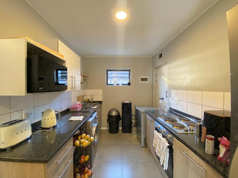 To Let 2 Bedroom Property for Rent in Noordwyk Gauteng