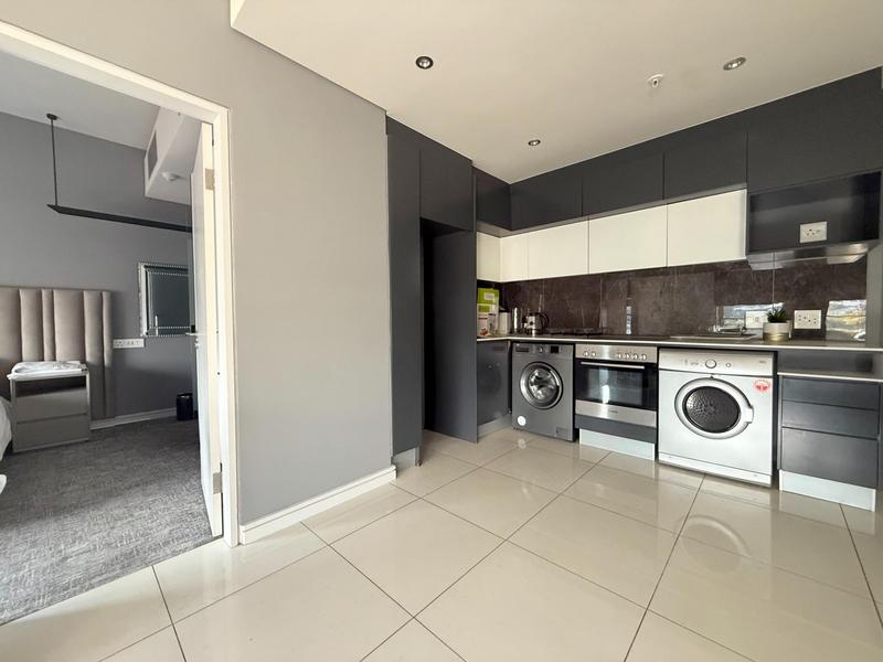 To Let 1 Bedroom Property for Rent in Sandown Gauteng
