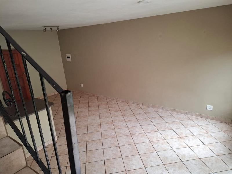 To Let 2 Bedroom Property for Rent in Pretorius Park Gauteng