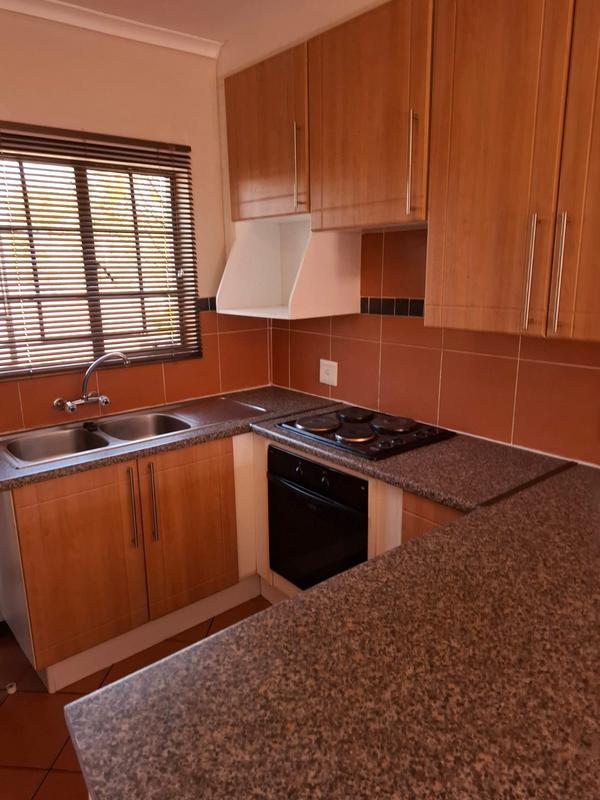 To Let 2 Bedroom Property for Rent in Mooikloof Ridge Gauteng