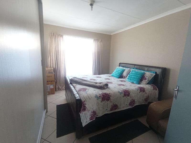 To Let 3 Bedroom Property for Rent in Ormonde Gauteng