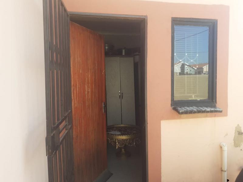 2 Bedroom Property for Sale in Savanna City Gauteng