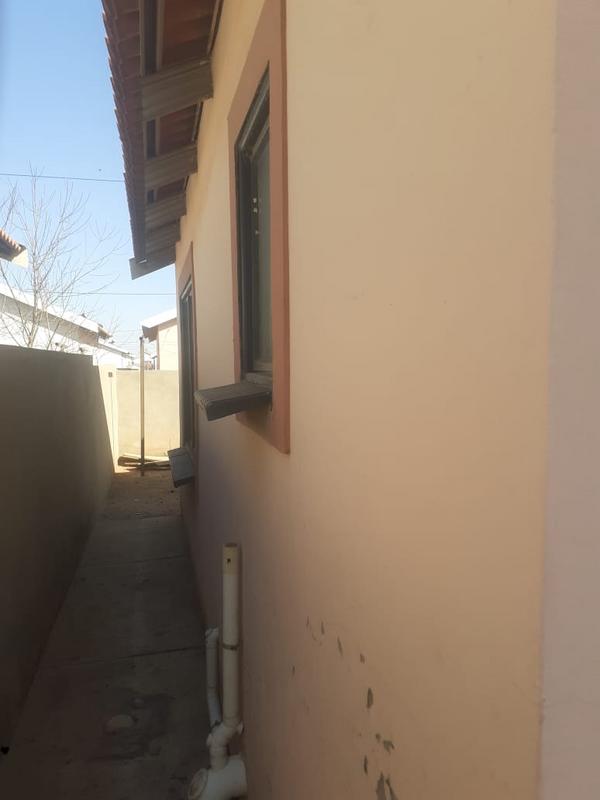 2 Bedroom Property for Sale in Savanna City Gauteng