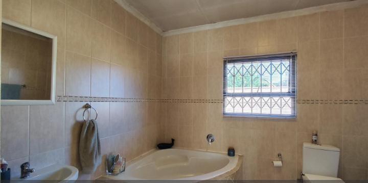 4 Bedroom Property for Sale in Brackendowns Gauteng