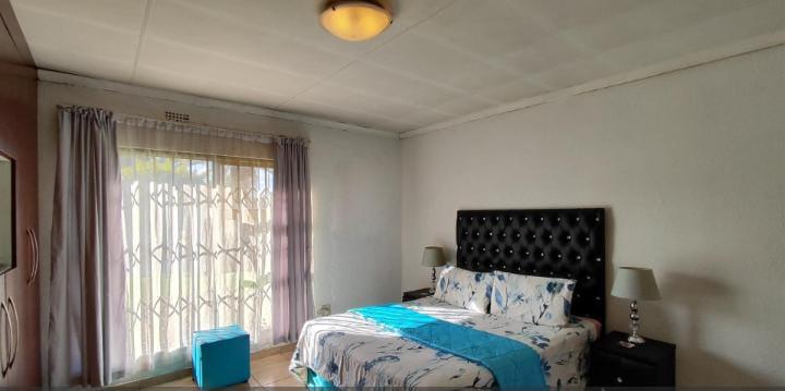 4 Bedroom Property for Sale in Brackendowns Gauteng