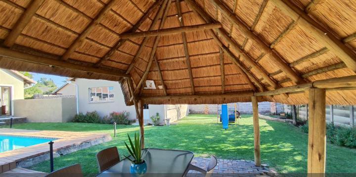 4 Bedroom Property for Sale in Brackendowns Gauteng