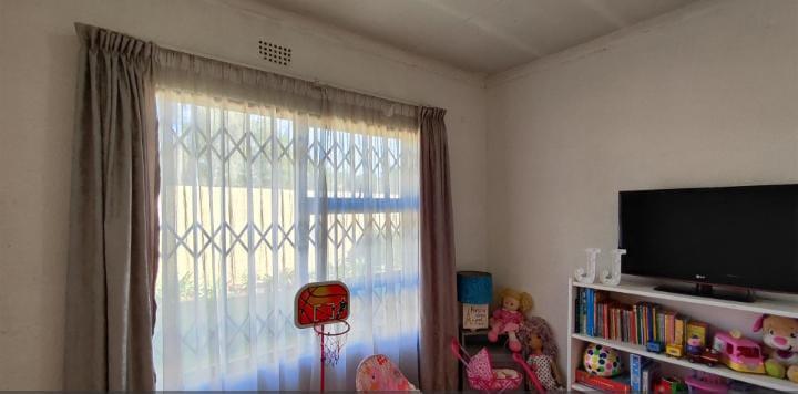 4 Bedroom Property for Sale in Brackendowns Gauteng