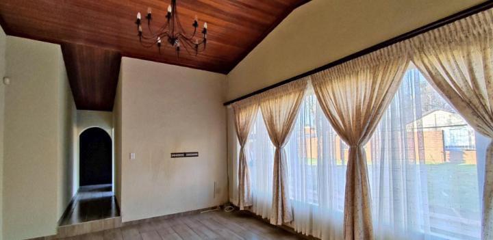 4 Bedroom Property for Sale in Farrarmere Gauteng