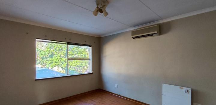 4 Bedroom Property for Sale in Farrarmere Gauteng