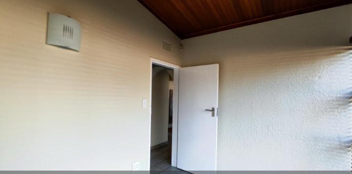 4 Bedroom Property for Sale in Farrarmere Gauteng