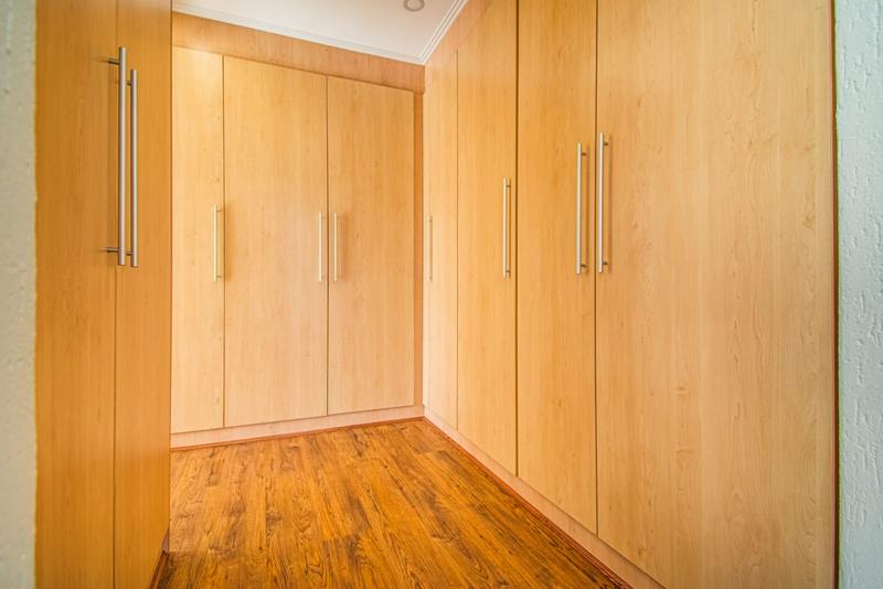 5 Bedroom Property for Sale in Terenure Gauteng