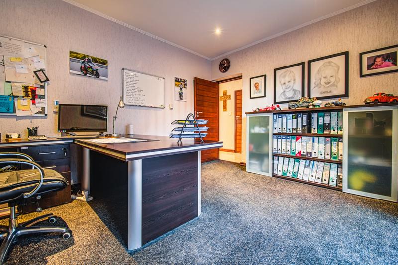 5 Bedroom Property for Sale in Terenure Gauteng