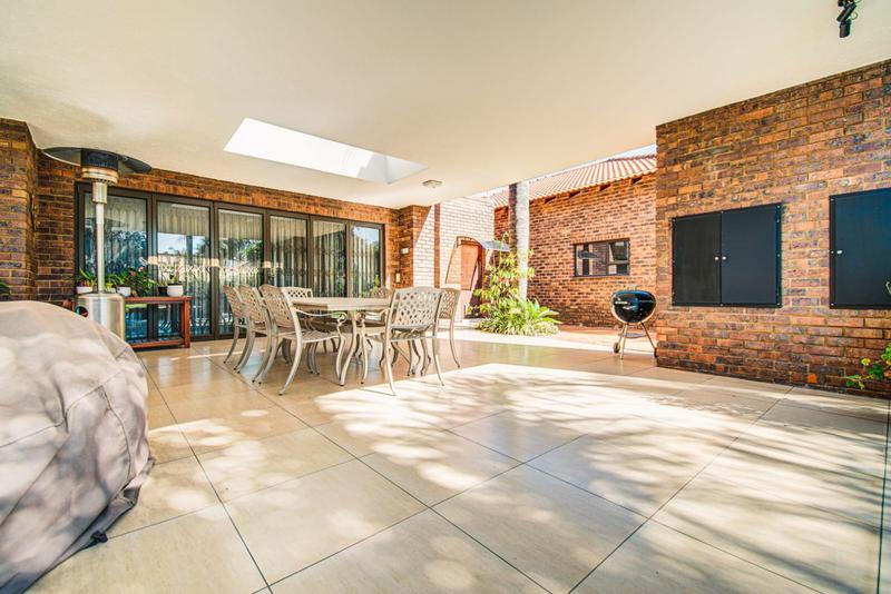 5 Bedroom Property for Sale in Terenure Gauteng