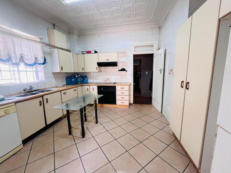 4 Bedroom Property for Sale in Rosettenville Gauteng