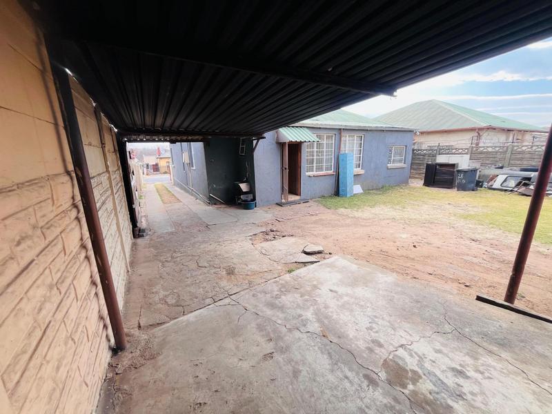 4 Bedroom Property for Sale in Rosettenville Gauteng