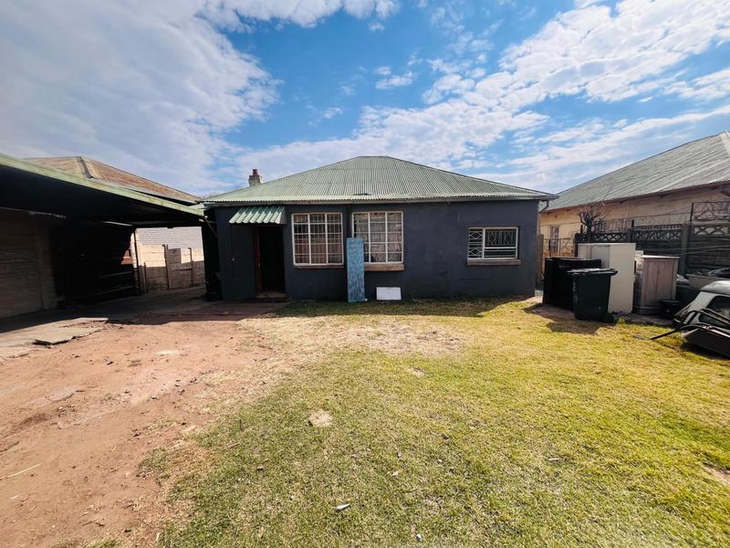 4 Bedroom Property for Sale in Rosettenville Gauteng