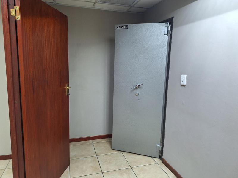 Commercial Property for Sale in Route 21 Business Park Gauteng
