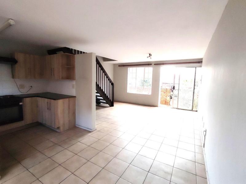 To Let 2 Bedroom Property for Rent in Zwartkop Gauteng
