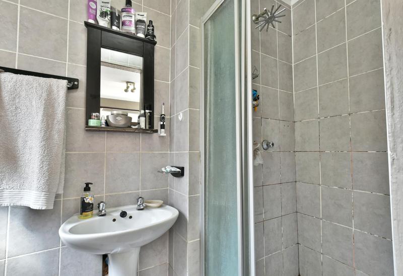 3 Bedroom Property for Sale in Radiokop Gauteng