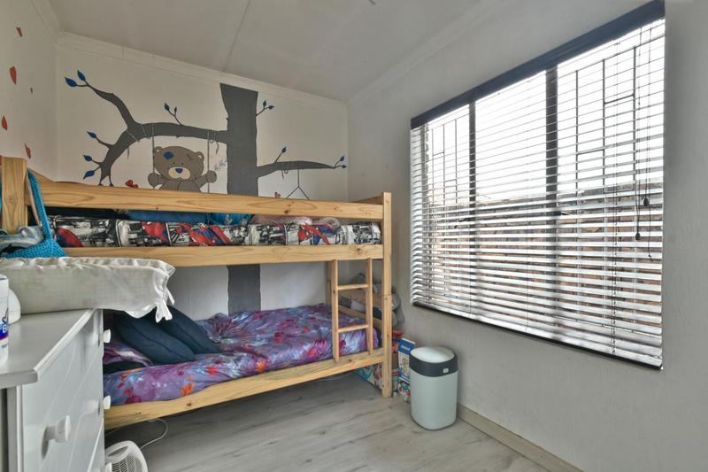 3 Bedroom Property for Sale in Radiokop Gauteng