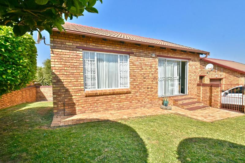 2 Bedroom Property for Sale in Wilgeheuwel Gauteng