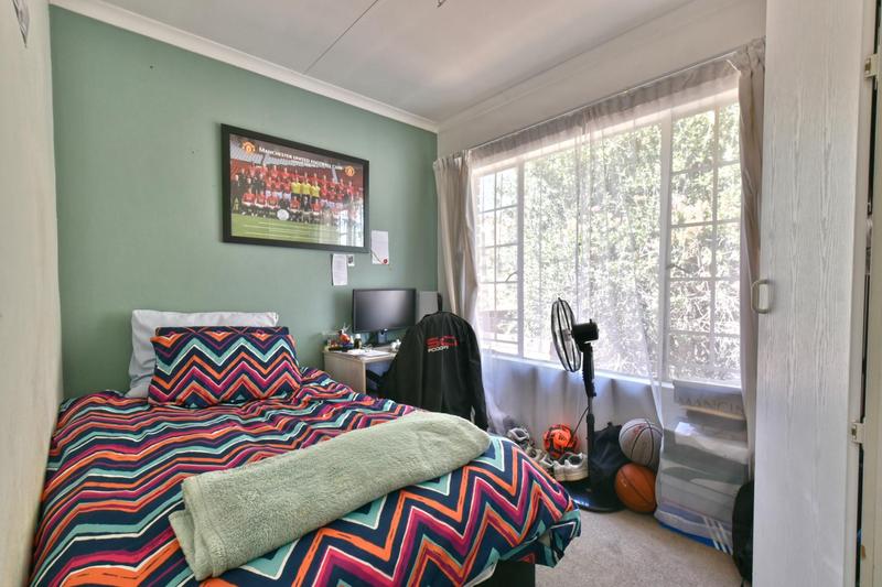 2 Bedroom Property for Sale in Wilgeheuwel Gauteng