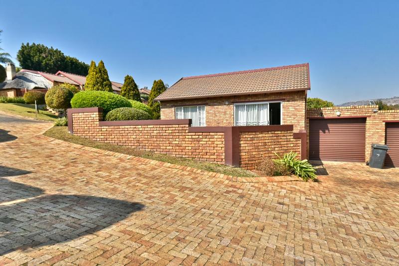 2 Bedroom Property for Sale in Wilgeheuwel Gauteng