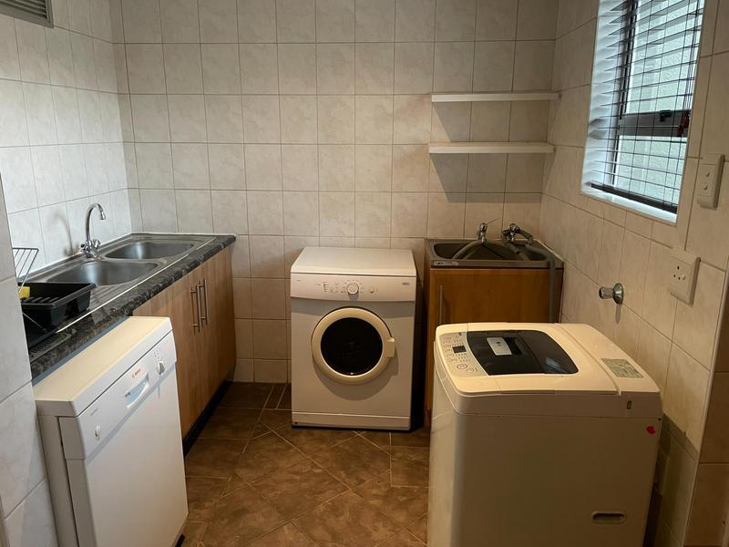 To Let 4 Bedroom Property for Rent in Midstream Estate Gauteng