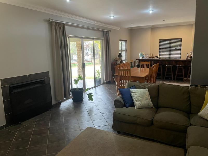 To Let 4 Bedroom Property for Rent in Midstream Estate Gauteng