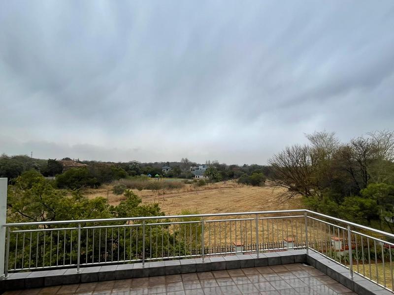 To Let 4 Bedroom Property for Rent in Midstream Estate Gauteng