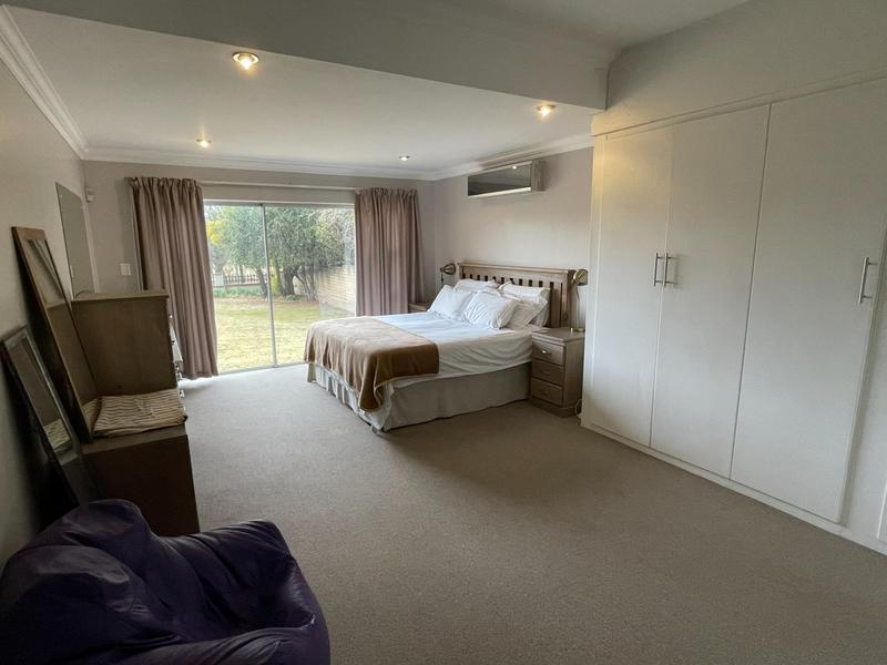 To Let 4 Bedroom Property for Rent in Midstream Estate Gauteng