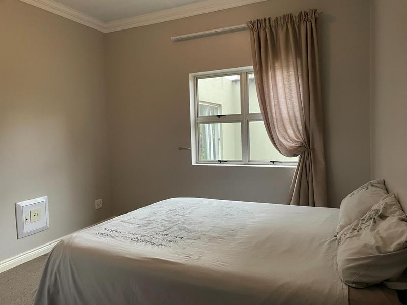 To Let 4 Bedroom Property for Rent in Midstream Estate Gauteng