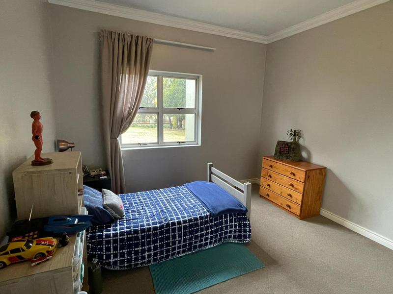 To Let 4 Bedroom Property for Rent in Midstream Estate Gauteng