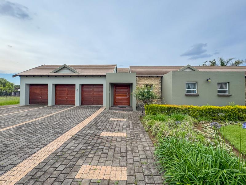 To Let 4 Bedroom Property for Rent in Midstream Estate Gauteng