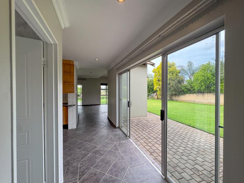 To Let 4 Bedroom Property for Rent in Midstream Estate Gauteng