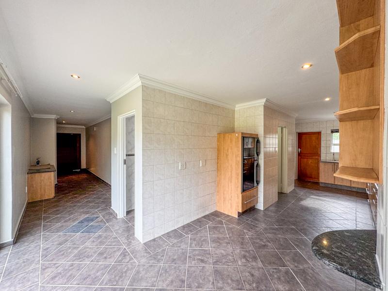 To Let 4 Bedroom Property for Rent in Midstream Estate Gauteng