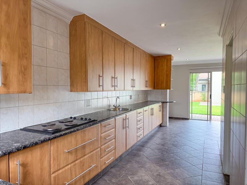 To Let 4 Bedroom Property for Rent in Midstream Estate Gauteng