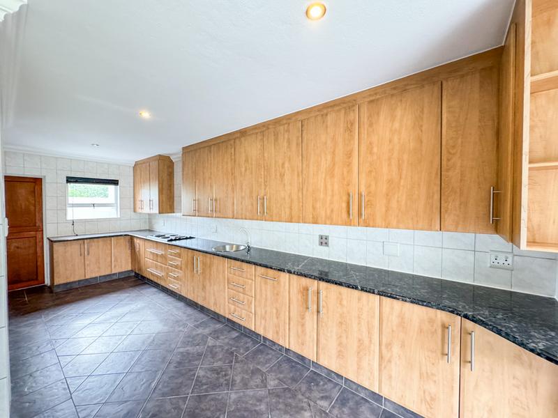 To Let 4 Bedroom Property for Rent in Midstream Estate Gauteng