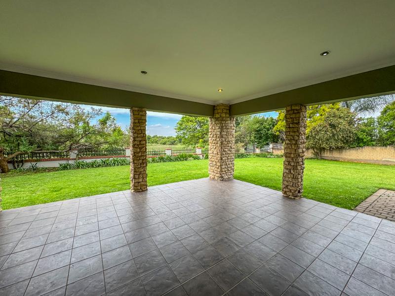 To Let 4 Bedroom Property for Rent in Midstream Estate Gauteng