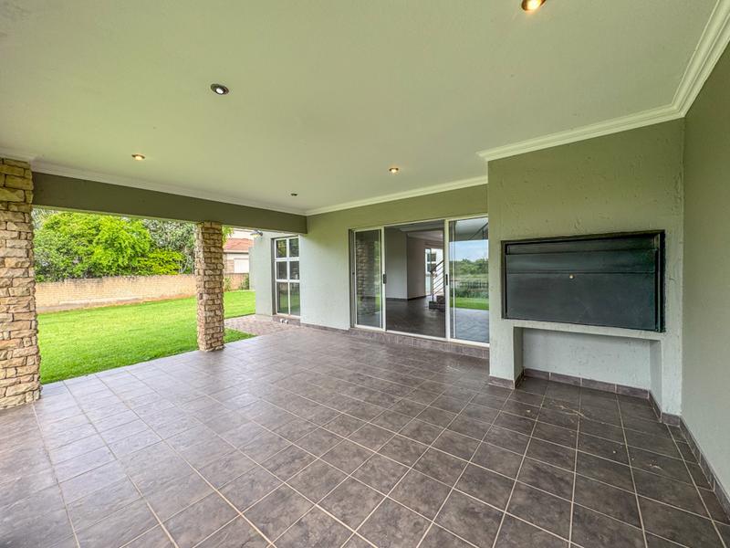 To Let 4 Bedroom Property for Rent in Midstream Estate Gauteng