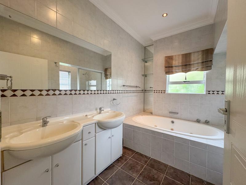 To Let 4 Bedroom Property for Rent in Midstream Estate Gauteng