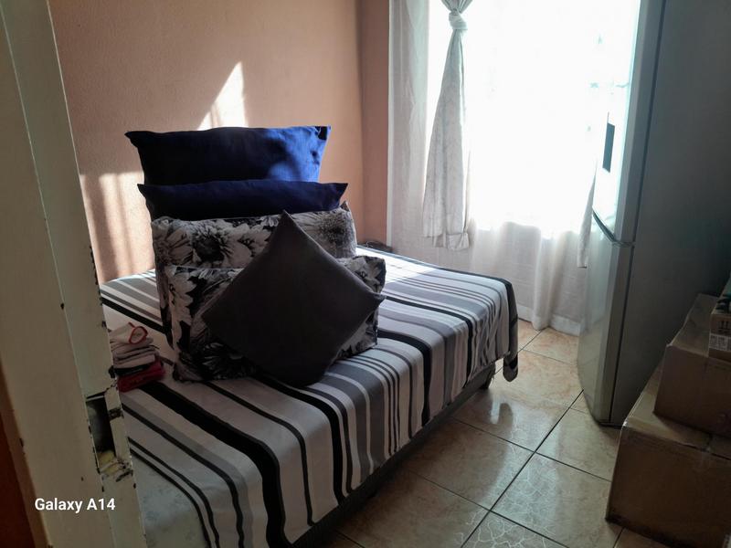 To Let 3 Bedroom Property for Rent in Protea Glen Gauteng