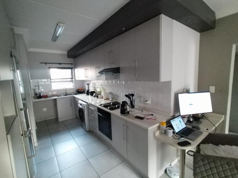 To Let 2 Bedroom Property for Rent in Eveleigh Gauteng