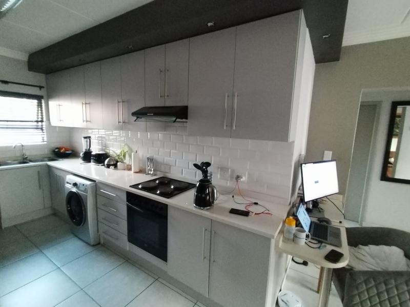 To Let 2 Bedroom Property for Rent in Eveleigh Gauteng