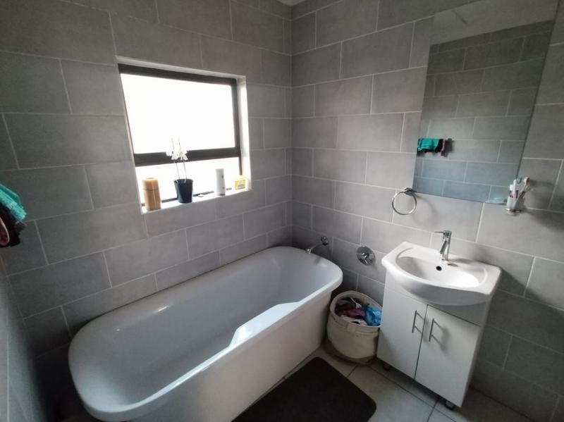 To Let 2 Bedroom Property for Rent in Eveleigh Gauteng