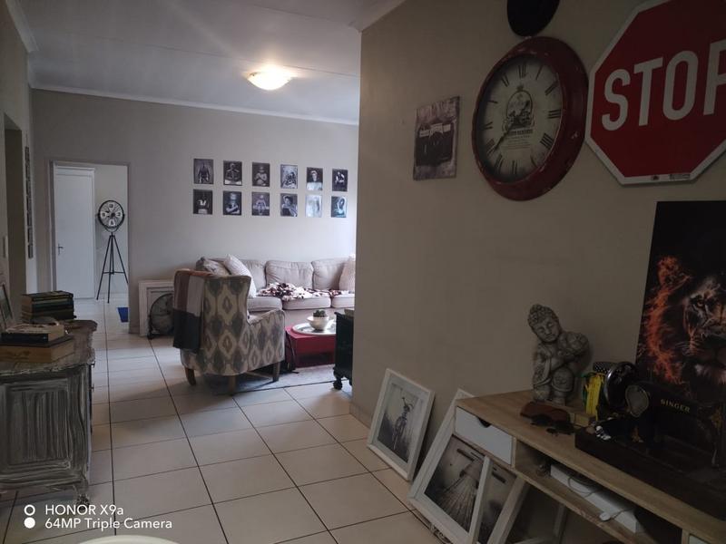 To Let 2 Bedroom Property for Rent in Rynfield A H Gauteng
