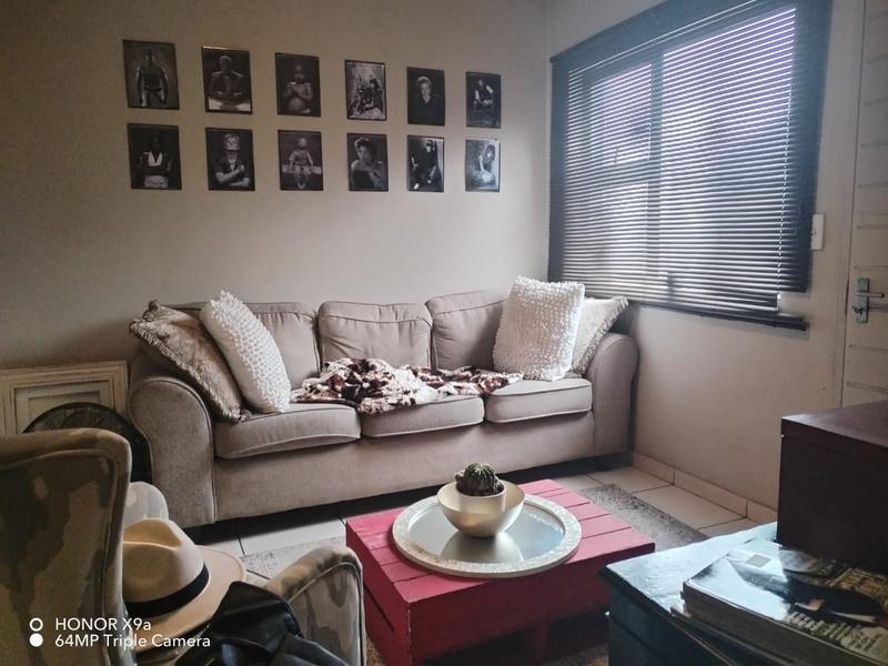 To Let 2 Bedroom Property for Rent in Rynfield A H Gauteng